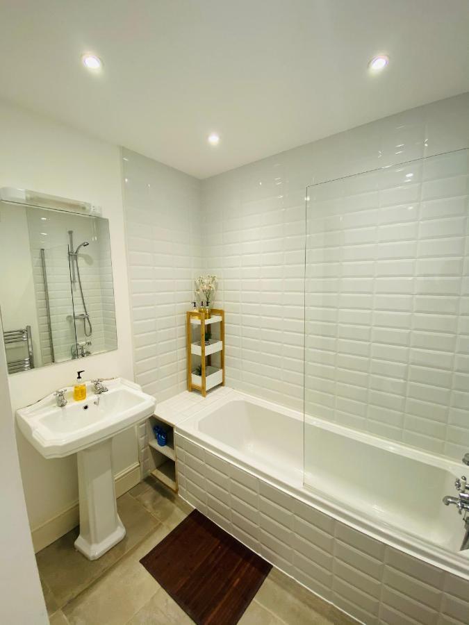 Elegant Spacious Apartment In Heart Of St Leonards Hastings Exterior foto